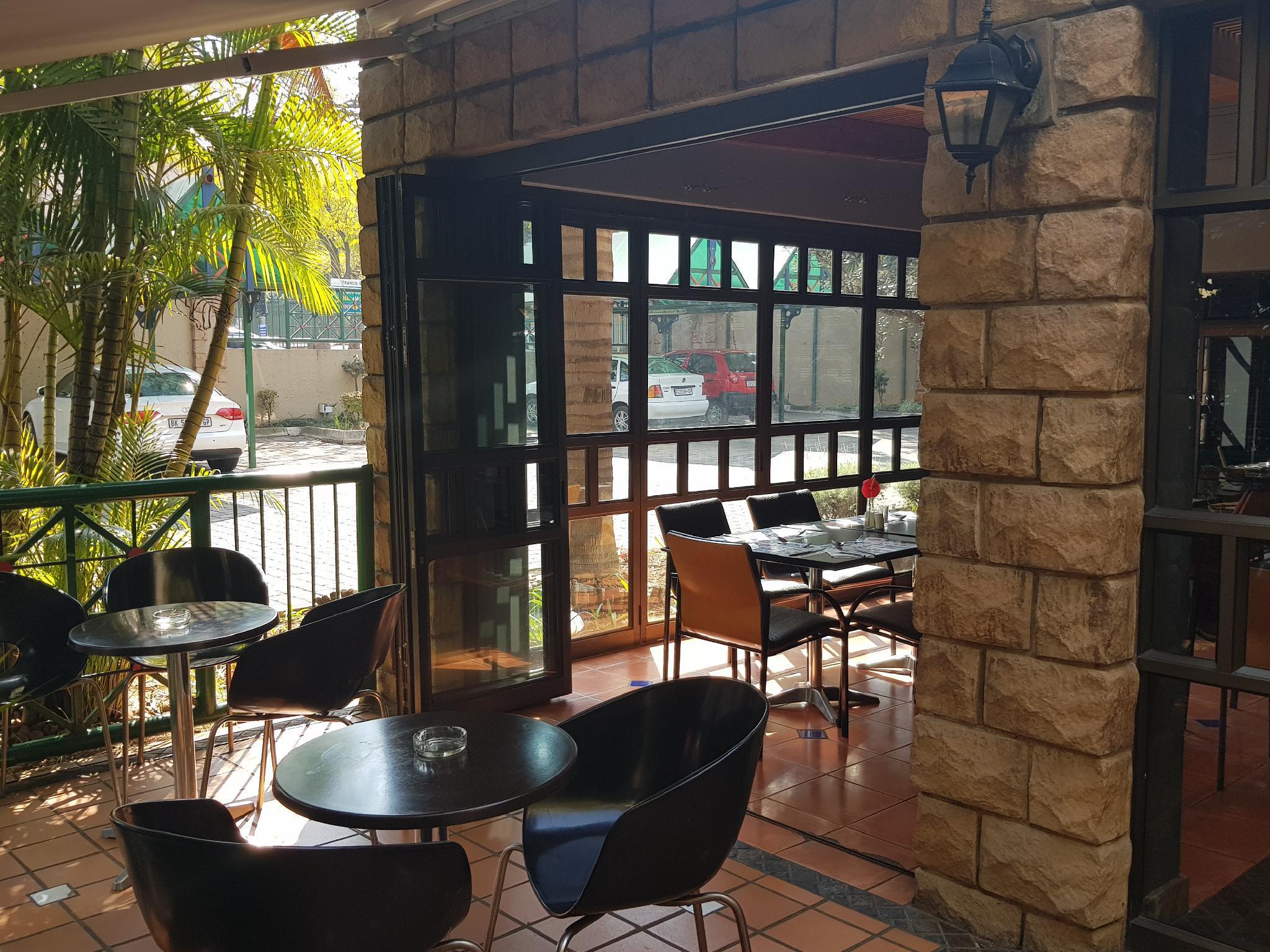Court Classique Suite Hotel Pretoria-Noord Buitenkant foto